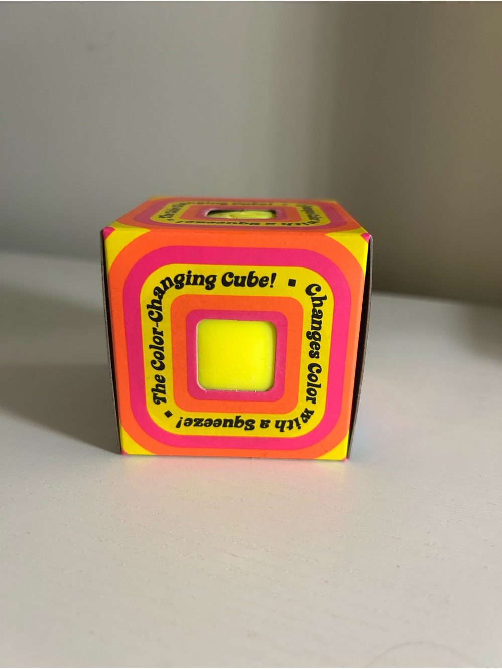 NEW✨ Needoh Color Change Cube